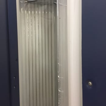 Salon Pretty - My fav stand up 200w machine - Skin Care Near Me - Laval, Quebec Salon Pretty - My fav stand up 200w machine - Skin Care Near Me - Laval, Quebec