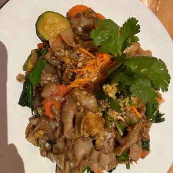 Daughter Thai Kitchen - Pad See You - Thai Near Me - Oakland, California Daughter Thai Kitchen - Pad See You - Thai Near Me - Oakland, California