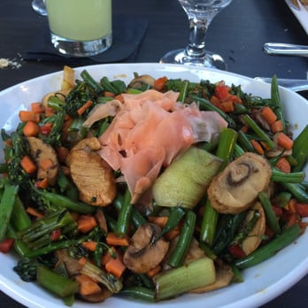 Table 26 - New American Near Me - Turlock, California
