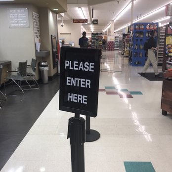 King Soopers - This set up where the line goes is inconvenient because there's a line, yet there will be people trying to pass through - Grocery Near Me - Aurora, Colorado