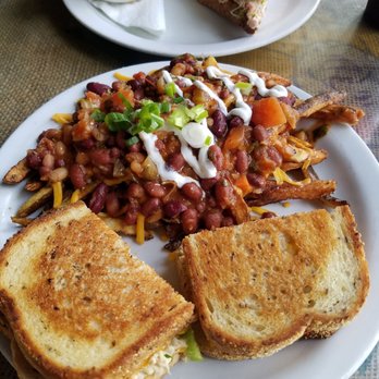 Crossroads Cafe - Tuna Meltdown and Chili Cheese Fries - Cafes Near Me - Joshua Tree, California