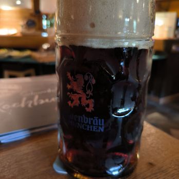Bavaria Alm - Eine Maß Löwenbräu dunkel - Bavarian Near Me - Garbsen, NI Bavaria Alm - Eine Maß Löwenbräu dunkel - Bavarian Near Me - Garbsen, NI