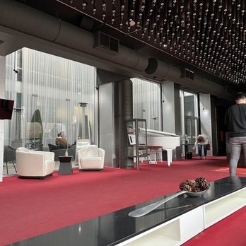 Hôtel Zero1 - Hotels Near Me - Montreal, Quebec