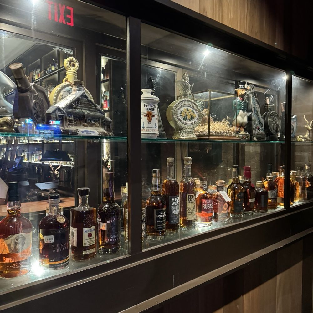 Seven Grand - Entrance display - Whiskey Bars Near Me - Austin, Texas Seven Grand - Entrance display - Whiskey Bars Near Me - Austin, Texas