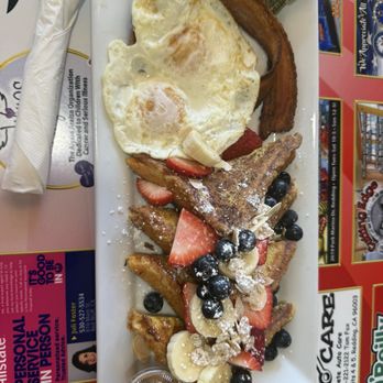Trendy's - French Toast Special - Breakfast & Brunch Near Me - Redding, California