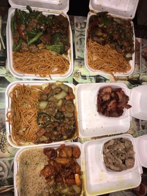 Chin's Kitchen by null