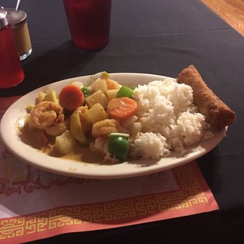 Terry's Thai Cafe - Yellow curry with shrimp lunch special - Thai Near Me - Ingleside, Texas Terry's Thai Cafe - Yellow curry with shrimp lunch special - Thai Near Me - Ingleside, Texas