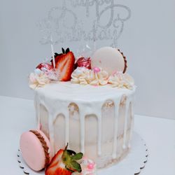 How Sweet It Is Cake Studio - Birthday