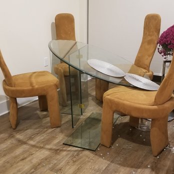 Al's Moving & Storage - Dining table not properly secured, collapsed & could have caused serious injury - Movers Near Me - White Plains, New York Al's Moving & Storage - Dining table not properly secured, collapsed & could have caused serious injury - Movers Near Me - White Plains, New York