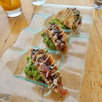 Duke's La Jolla - Poke tacos - New American Near Me - La Jolla, California