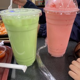 Strawberry Smoothie and honeydew milk tea Strawberry Smoothie and honeydew milk tea