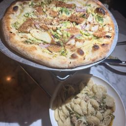 WINTER PIZZA & ORECCHIETTE ALLA PUGLIESE WINTER PIZZA & ORECCHIETTE ALLA PUGLIESE