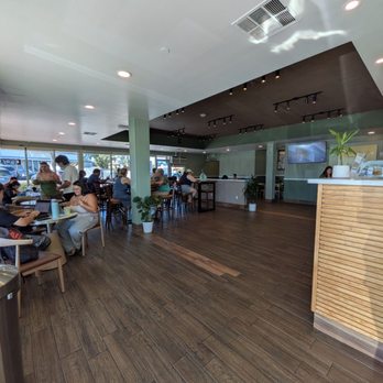 Urban Matcha - Seating area - Coffee & Tea Near Me - San Diego, California