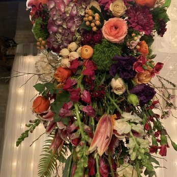 Long Stems - Florists Near Me - Merion, Pennsylvania Long Stems - Florists Near Me - Merion, Pennsylvania
