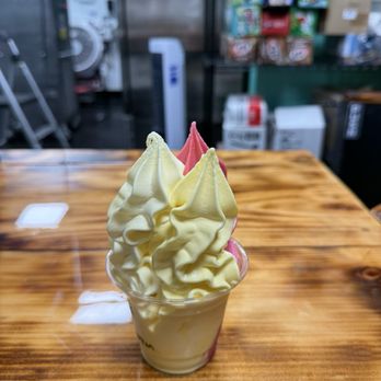 Pineapple Lagoon - Ice Cream & Frozen Yogurt Near Me - Garden Grove, California Pineapple Lagoon - Ice Cream & Frozen Yogurt Near Me - Garden Grove, California