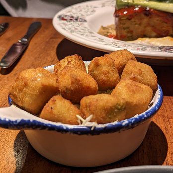 Unconventional Diner - Pot pie poppers - Breakfast & Brunch Near Me - Washington, DC, District of Columbia