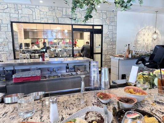 Caló Kitchen + Tequila by null