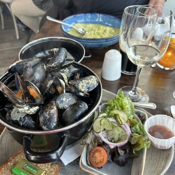 The Boatyard Restaurant - Mussels - Irish Near Me - Dingle, Kentucky