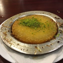 Istanbul - Kenefeh (Fadenteig-geback).