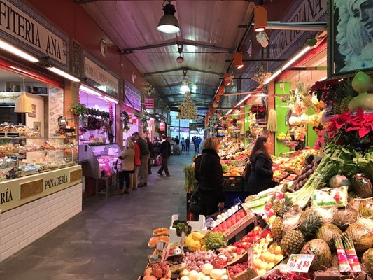 Mercado de Triana by null