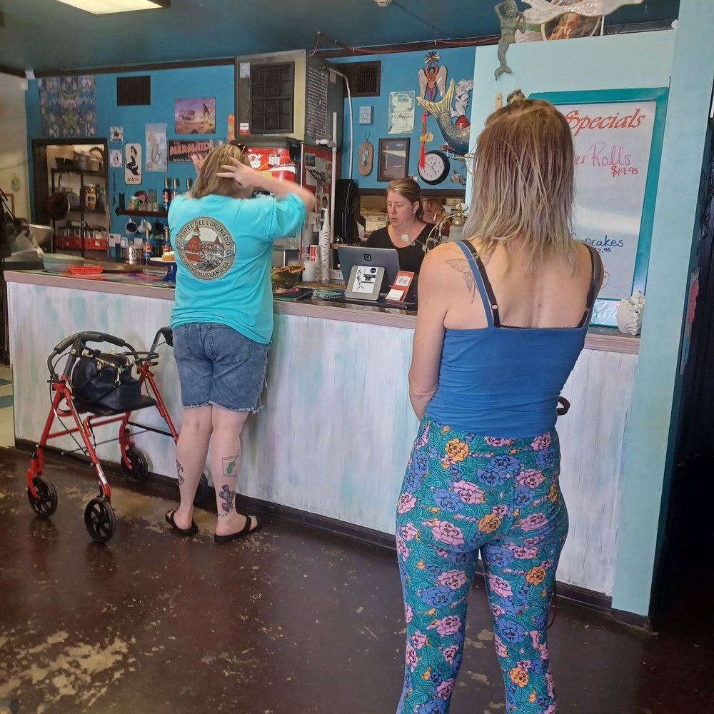 Sirens Cafe & Custom Catering - Take out order was fast - Cafes Near Me - Kingman, Arizona