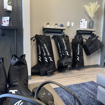 Restore Hyper Wellness - Compression for legs, arms, and hips - IV Hydration Near Me - El Paso, Texas