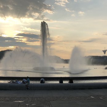 Point State Park Fountain - Sunset at Point State Park Fountain. - Local Flavor Near Me Point State Park Fountain - Sunset at Point State Park Fountain. - Local Flavor Near Me