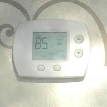 Copper Dock Restaurant - Temp inside ac not working - New American Near Me - Hubertus, Wisconsin
