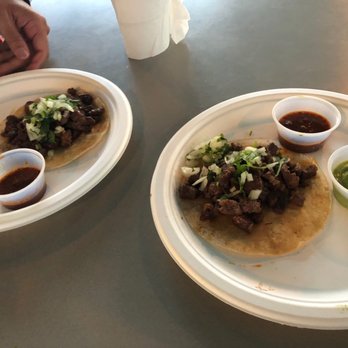 Pete's Plaza Cafe - Great tacos! - American Near Me - Avalon, California