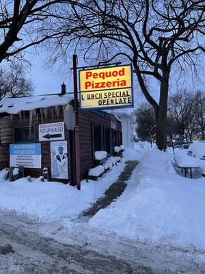 Pequod's Pizza by null