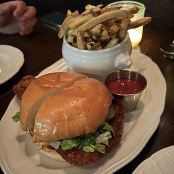 Billy Can Can - Skate Wing Sandwich - Steakhouses Near Me - Dallas, Texas
