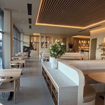 Arquet - Main dining area - New American Near Me - San Francisco, California Arquet - Main dining area - New American Near Me - San Francisco, California
