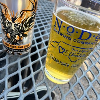 The Glass Jug Beer Lab - Beer Bar Near Me - Durham, North Carolina The Glass Jug Beer Lab - Beer Bar Near Me - Durham, North Carolina