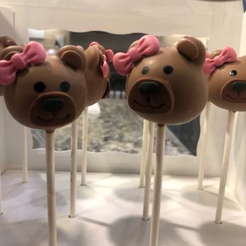 Sweetie Pops - Truly - Custom Cakes Near Me