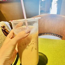 Vanilla iced coffee - creamy and full-bodied Vanilla iced coffee - creamy and full-bodied