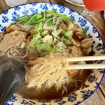Saranrom Thai - Duck Noodle Soup - Thai Near Me - Elmhurst, New York