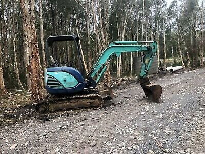 Slide of Lindsay's Excavation and Plumbing