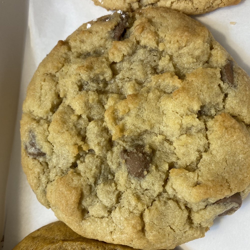 Crumbl - Provo - Chocolate Chip Cookie - Bakeries Near Me - Provo, Utah Crumbl - Provo - Chocolate Chip Cookie - Bakeries Near Me - Provo, Utah
