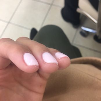 Merry Nails - Nail Salons Near Me - Sherman Oaks, California