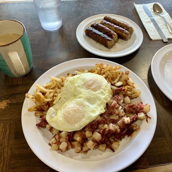 Eugene's Hitchin' Post Cafe - Hash and Two Eggs - Diners Near Me - Molalla, Oregon
