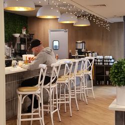 Honey Berry Pancakes and Cafe - Nice bar
