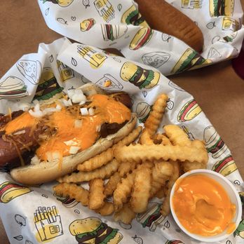 The Distinguished Wien - Hot Dogs Near Me - Mooresville, Indiana
