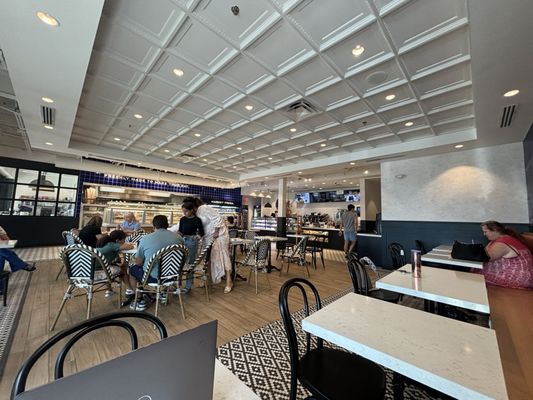 Paris Baguette by null