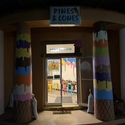 Exterior photo of Pines & Cones Ice Cream - Estes Park, Colorado Exterior photo of Pines & Cones Ice Cream - Estes Park, Colorado
