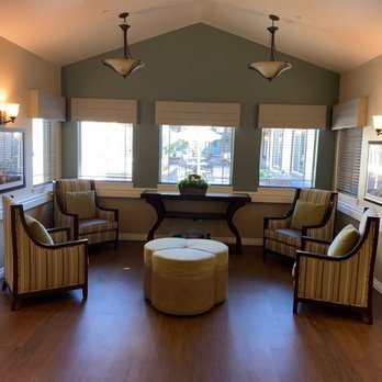 Parkland Memory Care - Hallway sitting area - Assisted Living Facilities Near Me - Chandler, Arizona