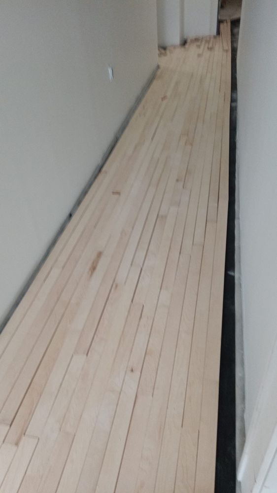 Slide of Silva’s Superior Flooring