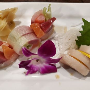 Sushi UNI - Escolar and daikon maki. Incredible and beautiful! - Sushi Bars Near Me - Lenexa, Kansas Sushi UNI - Escolar and daikon maki. Incredible and beautiful! - Sushi Bars Near Me - Lenexa, Kansas