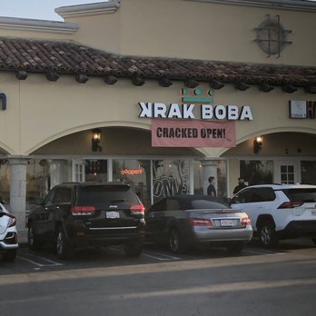 BobaHi - Outside - Coffee & Tea Near Me - Torrance, California