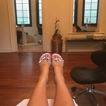 Poppy & Monroe - Nail Salons Near Me - Nashville, Tennessee Poppy & Monroe - Nail Salons Near Me - Nashville, Tennessee