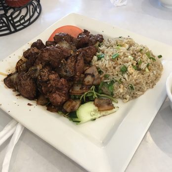 Bien Hen Restaurant - Fried rice with shaken beef (com chien bo luc lac) - Seafood Near Me - Westminster, California Bien Hen Restaurant - Fried rice with shaken beef (com chien bo luc lac) - Seafood Near Me - Westminster, California